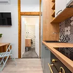 Angulus Apartman *